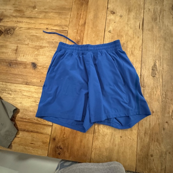 Lululemon Mens Shorts Pack of 3 XS - Picture 3 of 4